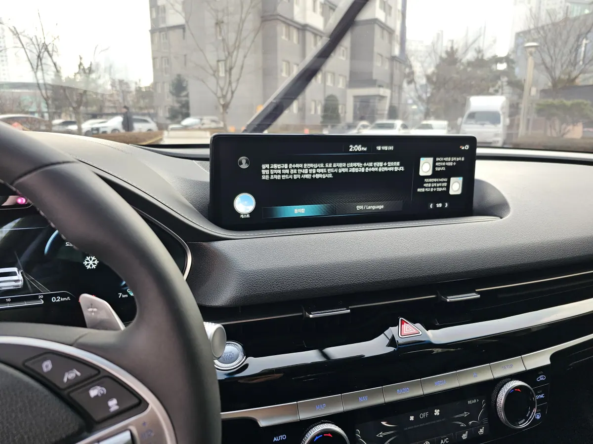 Détails : Berline Genesis G80