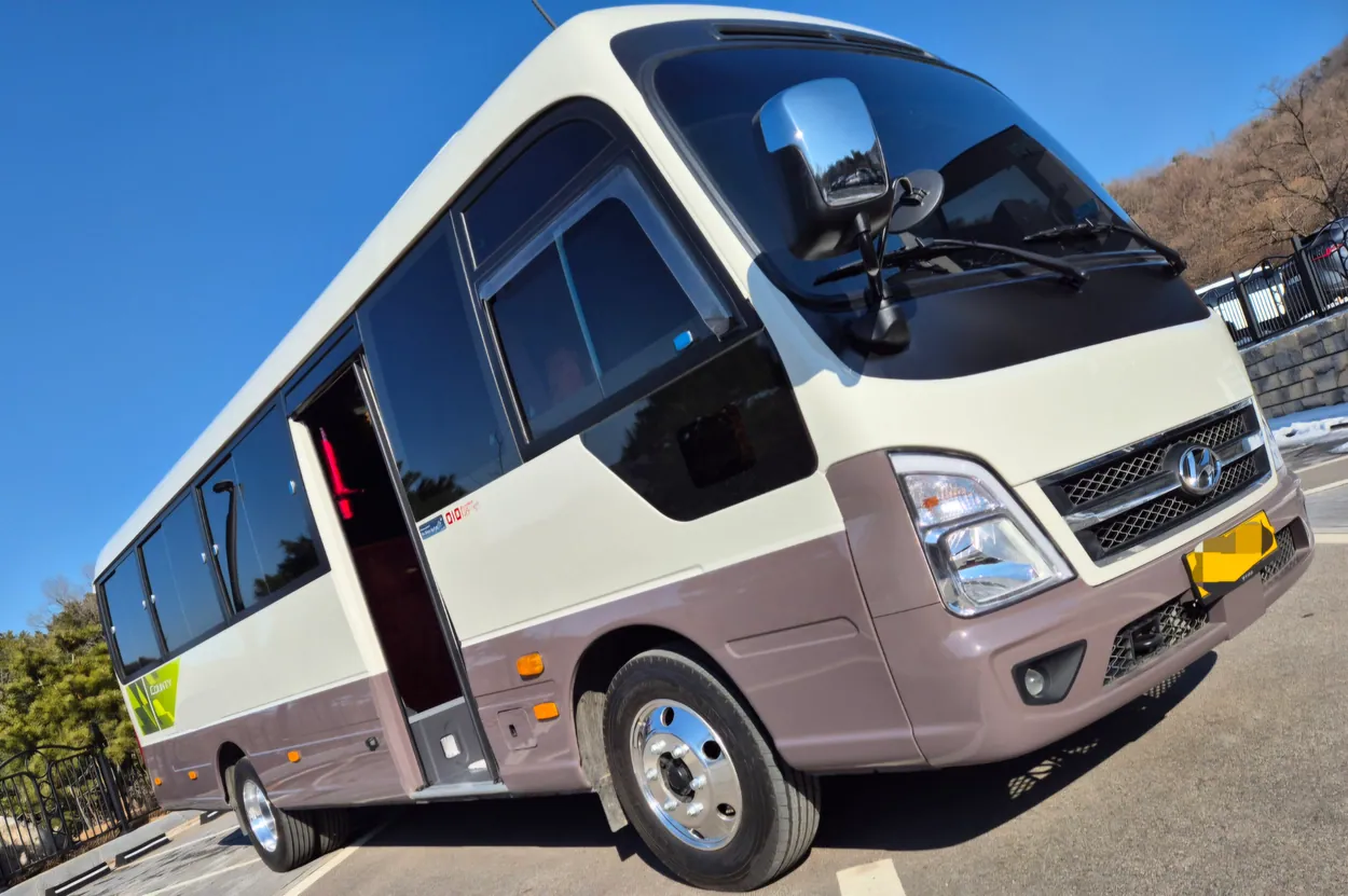 Minibus 25 places