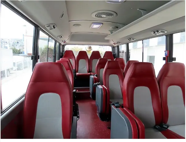 Détails : Minibus 25 places